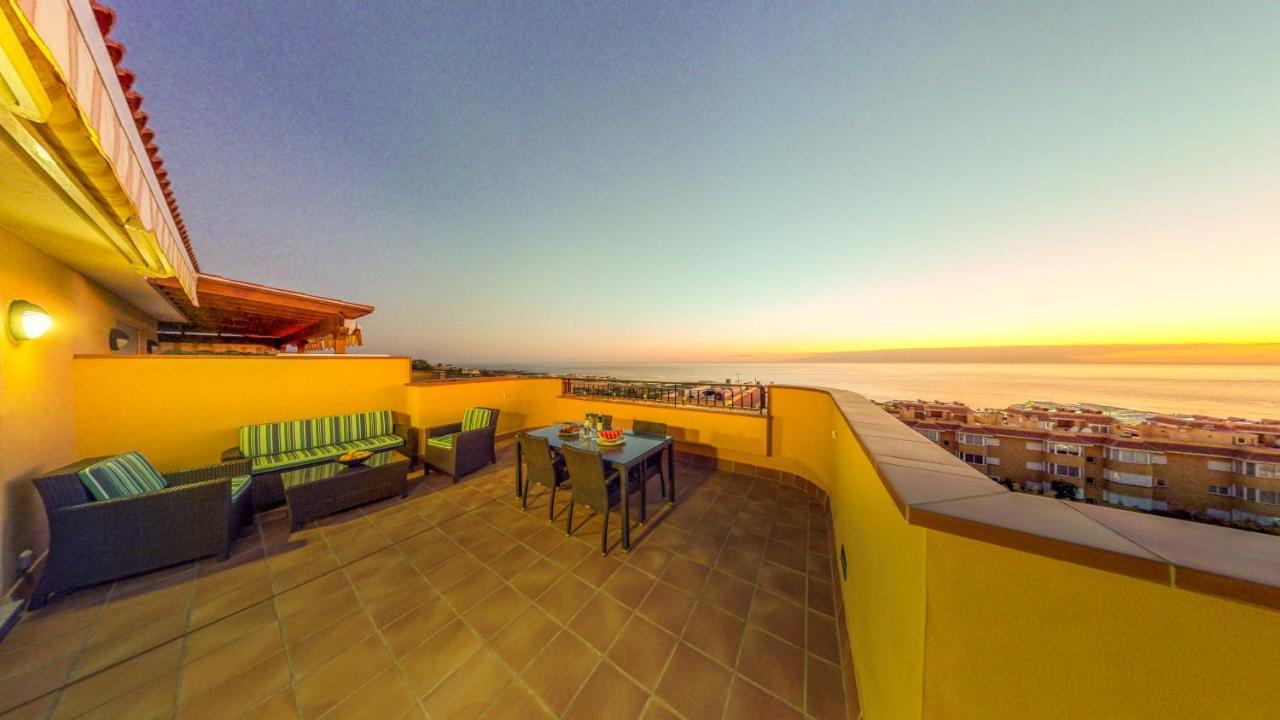 Casa Tres Vistas Luxury Apartment With Stunning Views To The Ocean بويرتو دي سانتياغو المظهر الخارجي الصورة