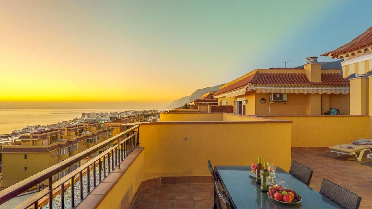 Casa Tres Vistas Luxury Apartment With Stunning Views To The Ocean بويرتو دي سانتياغو المظهر الخارجي الصورة